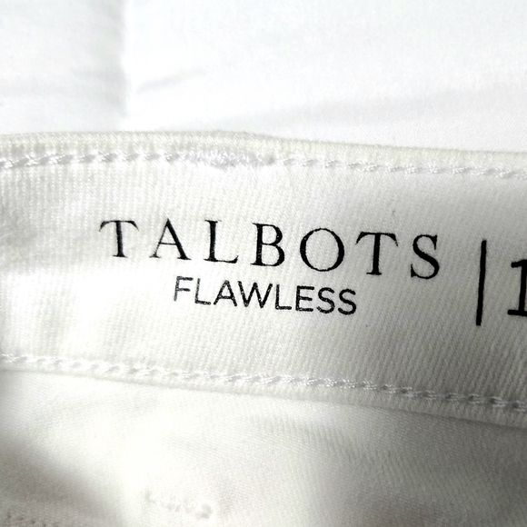 Talbots Flawless High-Waisted Jegging Ankle jeans. White, 14W - Picture 2 of 16